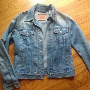 Levi denim jacket